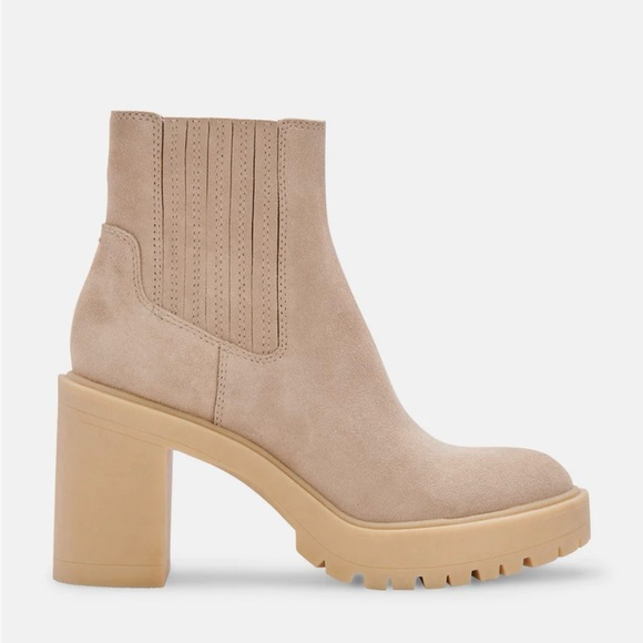 Dolce Vita Caster boots NEW in box never used - Picture 3 of 6